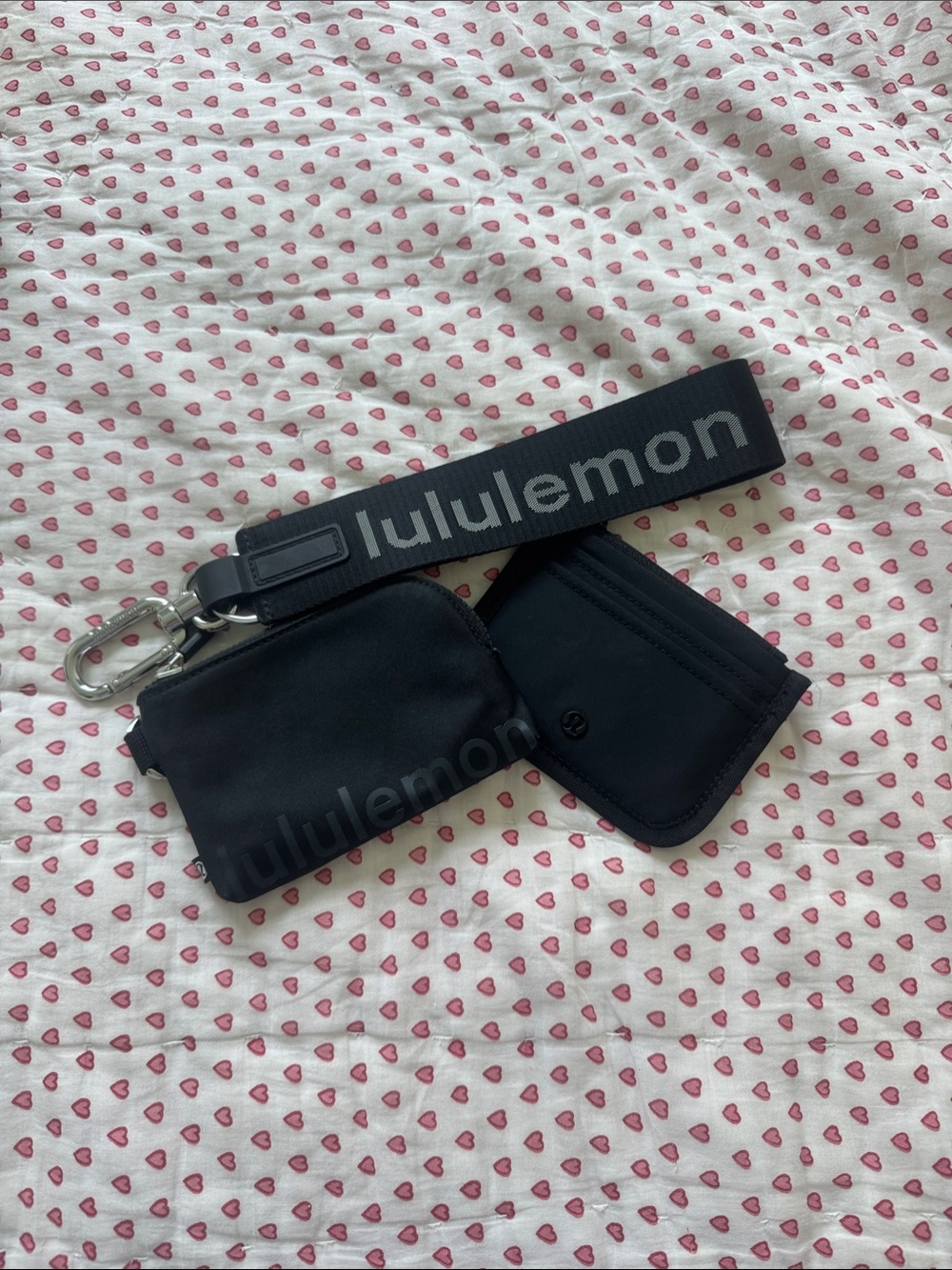 lululemon athletica black wristlet cardholder set